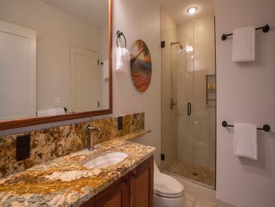 Luxury Two Bedroom Beach Condo Sleeps Four Guests Luxury Two Bedroom Beach Condo Sleeps Four Guests